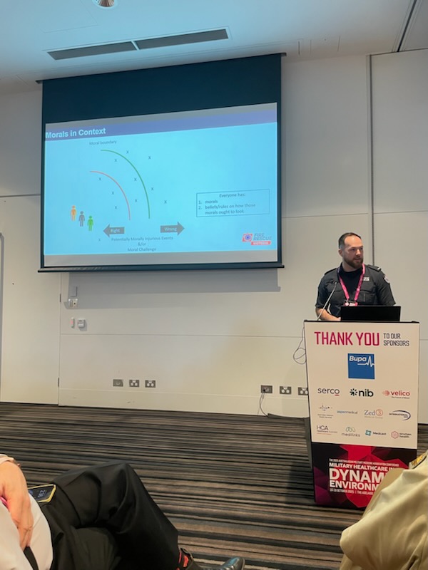 Jesse Winter presenting at Australian Military Medicine Association